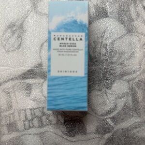 Skin1004 mini MADAGASCAR CENTELLA HYLAU-CICA BLUE SERUM